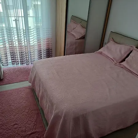 Valeza Apartment *